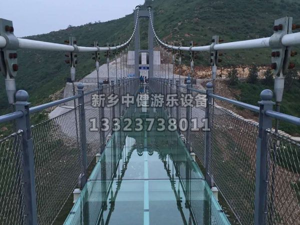 玻璃吊橋施工為景區(qū)帶來了哪些亮點？